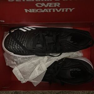 Never worn basketball shoes